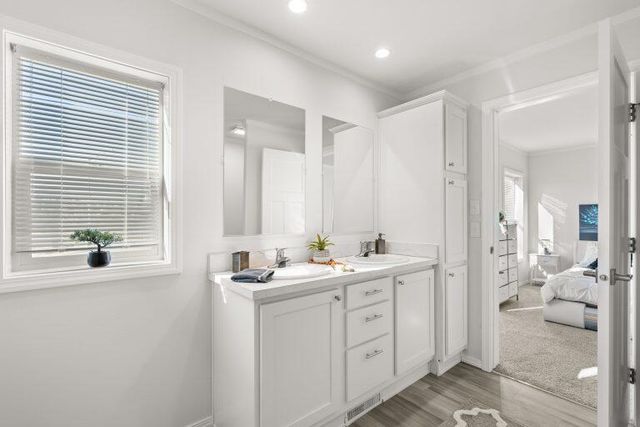 300 Luman Road 200, Phoenix, OR 97535