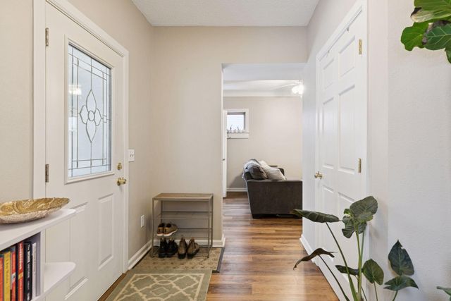 904 Dayton Avenue, Saint Paul, MN 55104