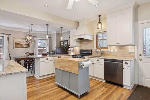 904 Dayton Avenue, Saint Paul, MN 55104