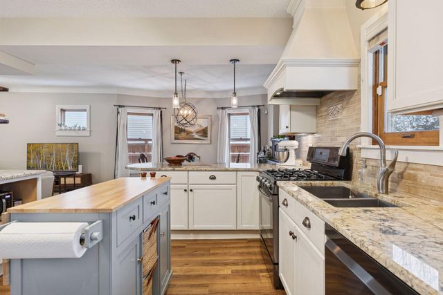 904 Dayton Avenue, Saint Paul, MN 55104