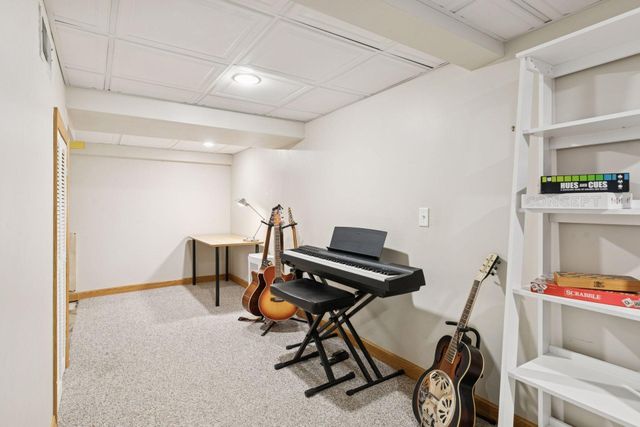 904 Dayton Avenue, Saint Paul, MN 55104