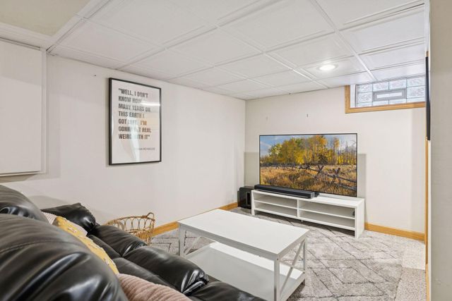 904 Dayton Avenue, Saint Paul, MN 55104