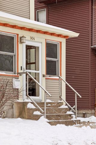 904 Dayton Avenue, Saint Paul, MN 55104