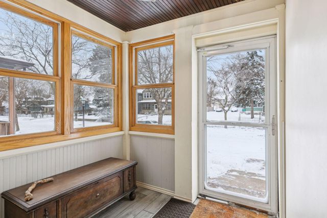 904 Dayton Avenue, Saint Paul, MN 55104