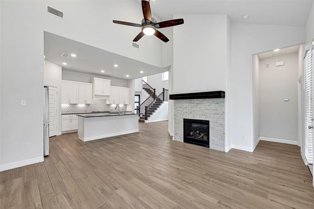 9339 Galloway Woods Trail, Tomball, TX 77375