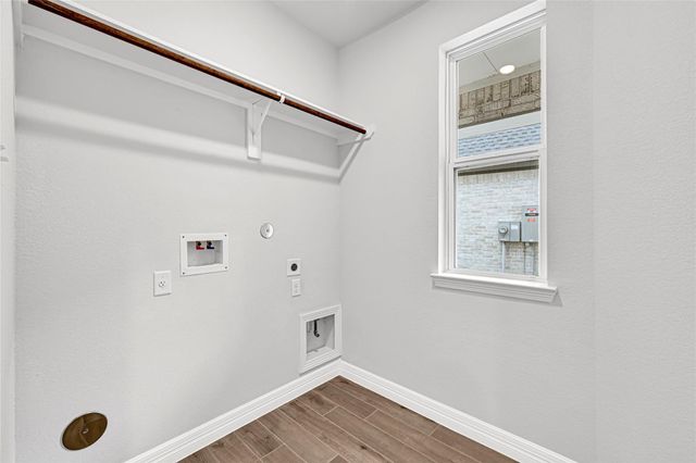 9339 Galloway Woods Trail, Tomball, TX 77375