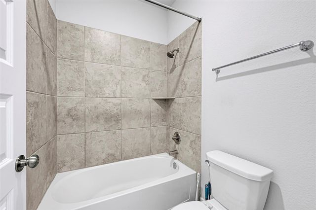 9339 Galloway Woods Trail, Tomball, TX 77375