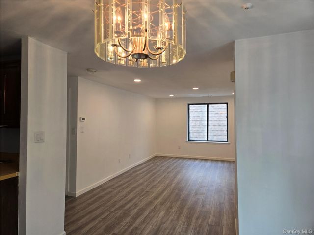 132 Golf Lane, Medford, NY 11763