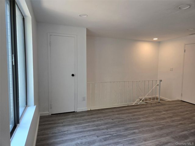 132 Golf Lane, Medford, NY 11763