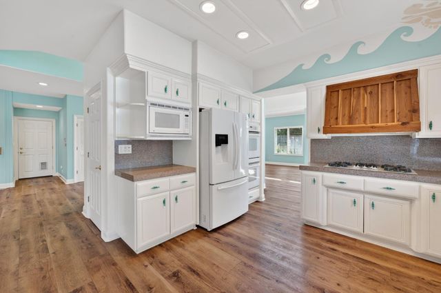 8442 Cobble Creek Ln, Orangevale, CA 95662