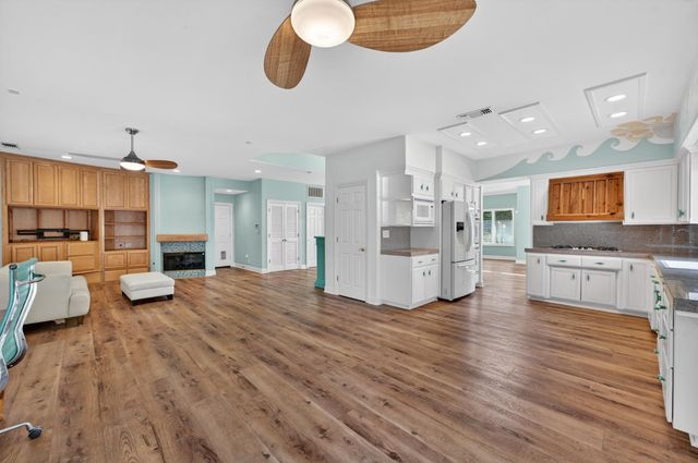 8442 Cobble Creek Ln, Orangevale, CA 95662