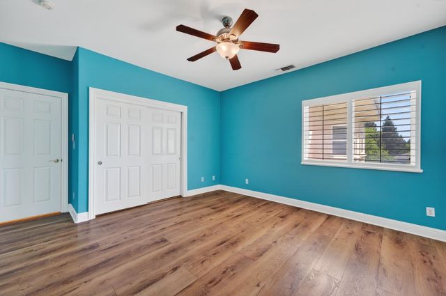 8442 Cobble Creek Ln, Orangevale, CA 95662