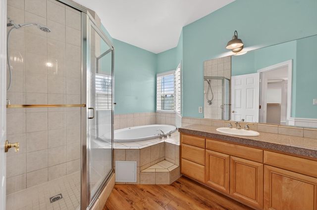 8442 Cobble Creek Ln, Orangevale, CA 95662