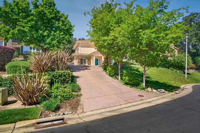 8442 Cobble Creek Ln, Orangevale, CA 95662