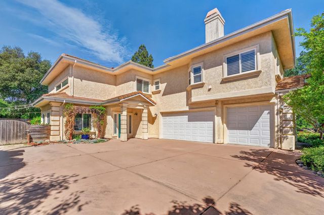 8442 Cobble Creek Ln, Orangevale, CA 95662