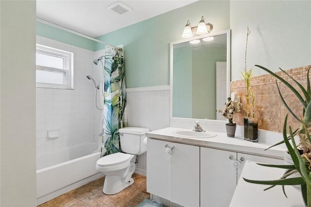 319 STERLING LAKE DRIVE, Ocoee, FL 34761