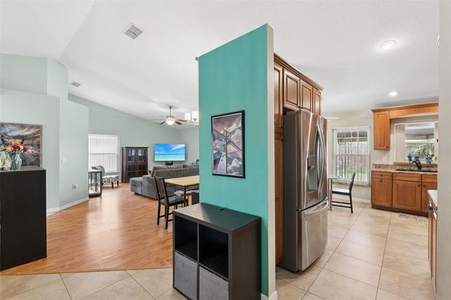 319 STERLING LAKE DRIVE, Ocoee, FL 34761