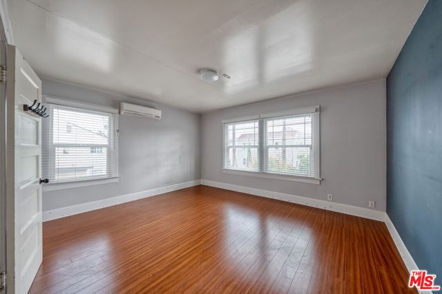 1677 S Harvard Boulevard, Los Angeles, CA 90006