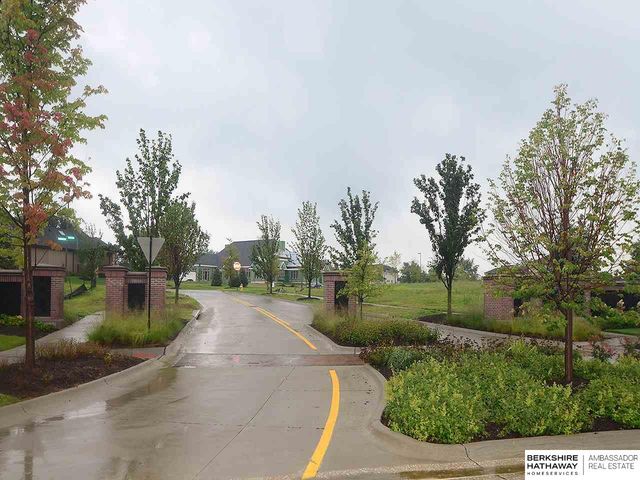 1414 S 127 Street, Omaha, NE 68144