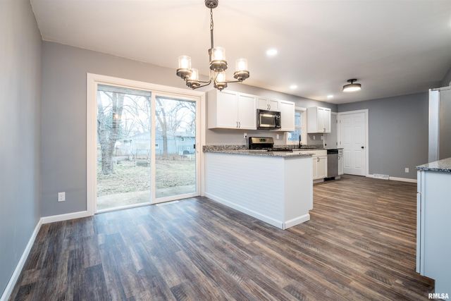 203 EATON Avenue, Bartonville, IL 61607