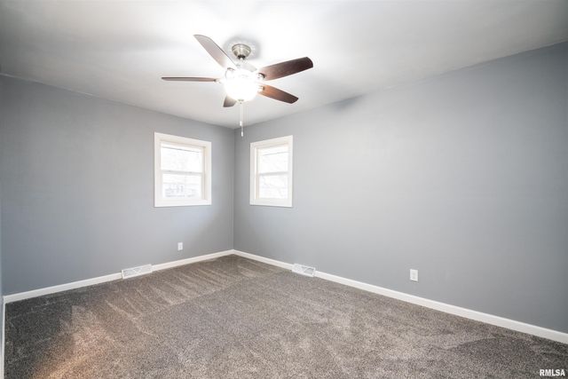 203 EATON Avenue, Bartonville, IL 61607