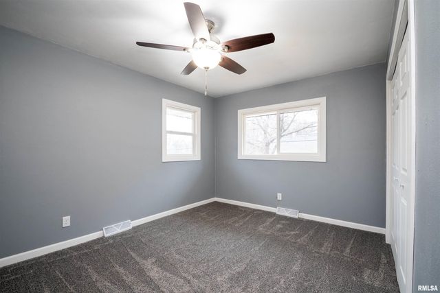 203 EATON Avenue, Bartonville, IL 61607