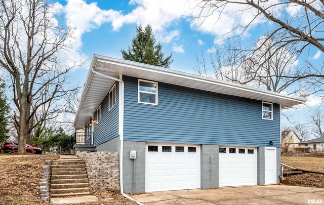 203 EATON Avenue, Bartonville, IL 61607