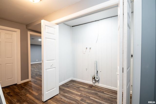 203 EATON Avenue, Bartonville, IL 61607