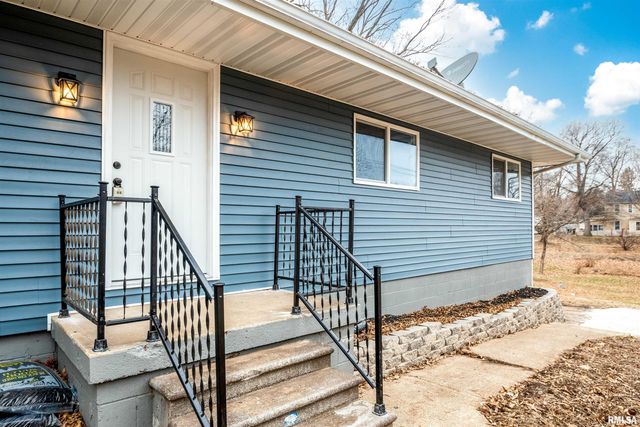 203 EATON Avenue, Bartonville, IL 61607