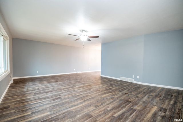 203 EATON Avenue, Bartonville, IL 61607