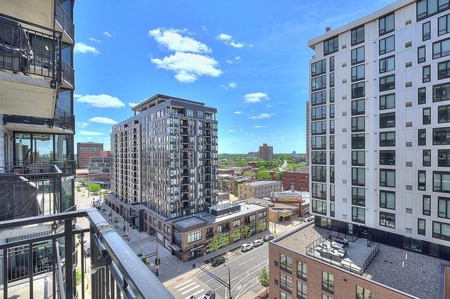 740 Portland Avenue 1005, Minneapolis, MN 55415