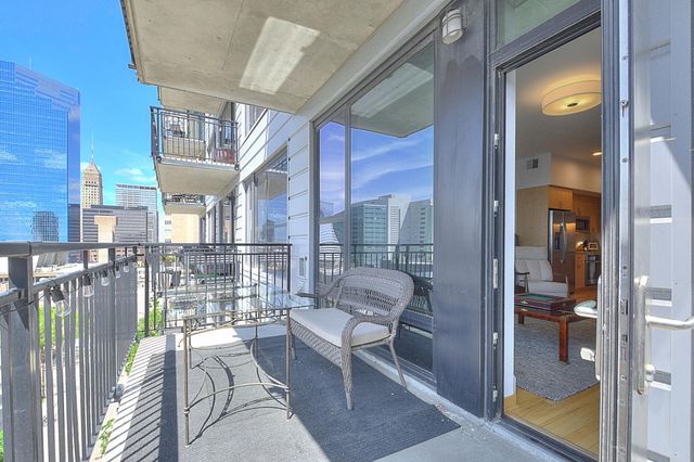 740 Portland Avenue 1005, Minneapolis, MN 55415