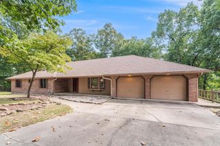 108 E Woodcliff Lane, Rogers, AR 72756