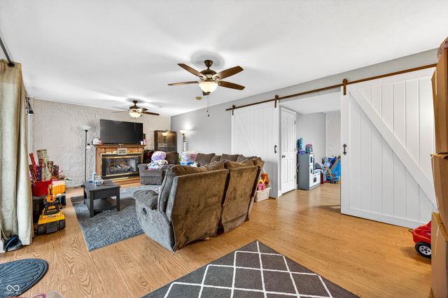 2823 Whitney Way, Seymour, IN 47274