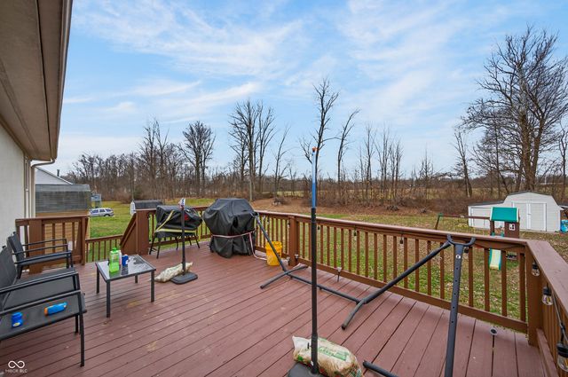 2823 Whitney Way, Seymour, IN 47274