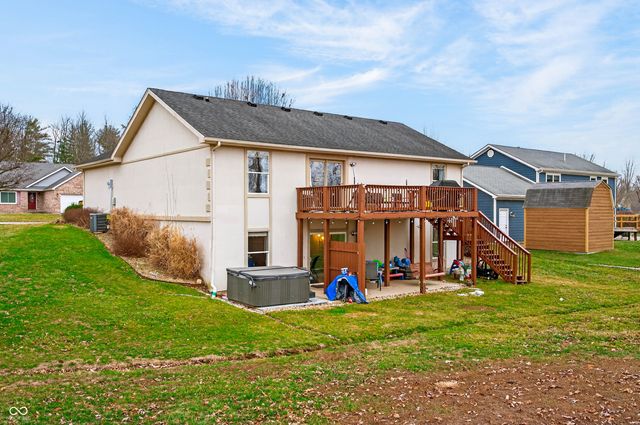 2823 Whitney Way, Seymour, IN 47274