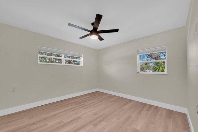 4135 SHORE ACRES BOULEVARD NE, St Petersburg, FL 33703