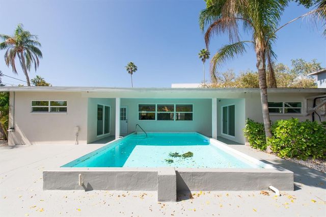 4135 SHORE ACRES BOULEVARD NE, St Petersburg, FL 33703