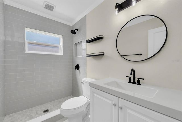 4135 SHORE ACRES BOULEVARD NE, St Petersburg, FL 33703