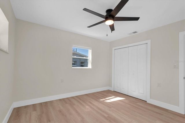 4135 SHORE ACRES BOULEVARD NE, St Petersburg, FL 33703