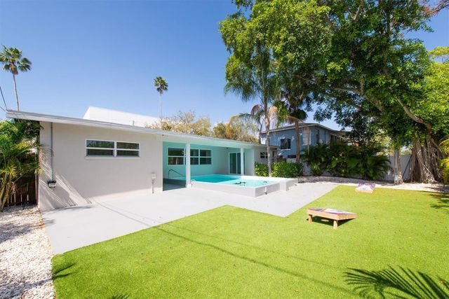 4135 SHORE ACRES BOULEVARD NE, St Petersburg, FL 33703