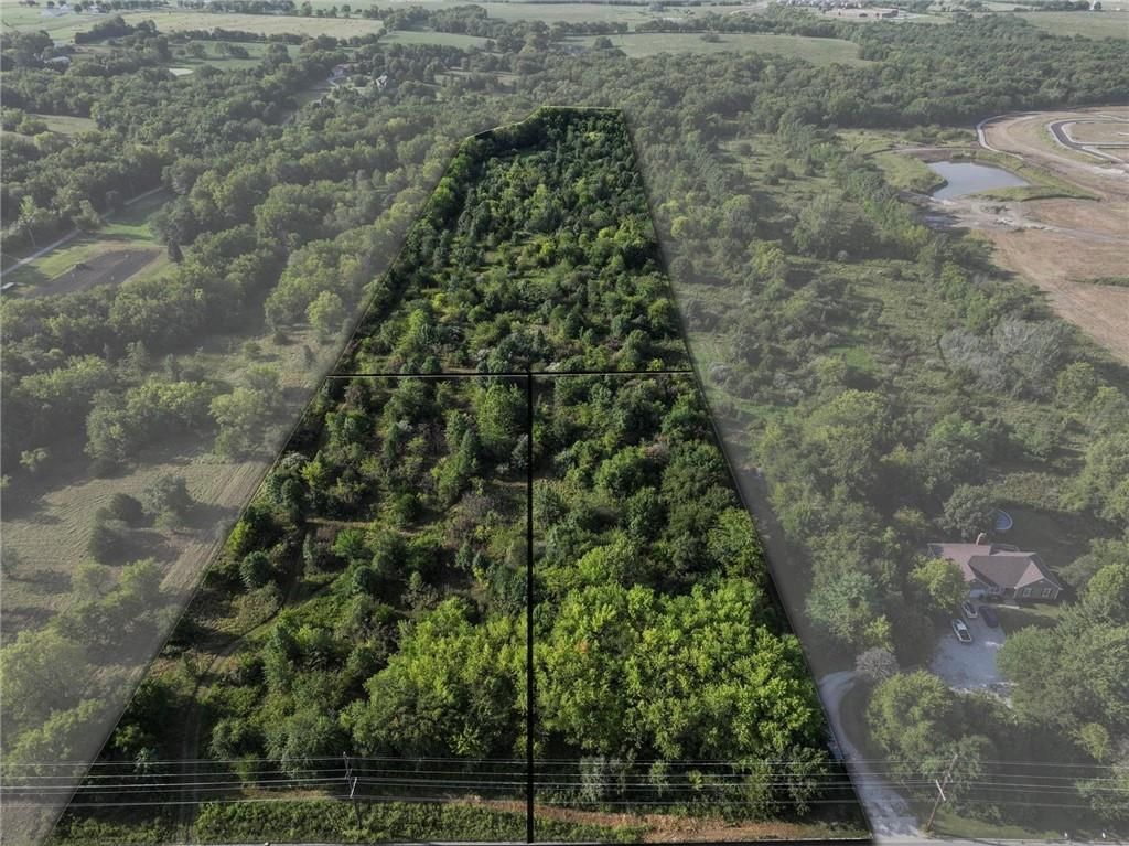 Hubach Hill Road, Raymore, MO 64083