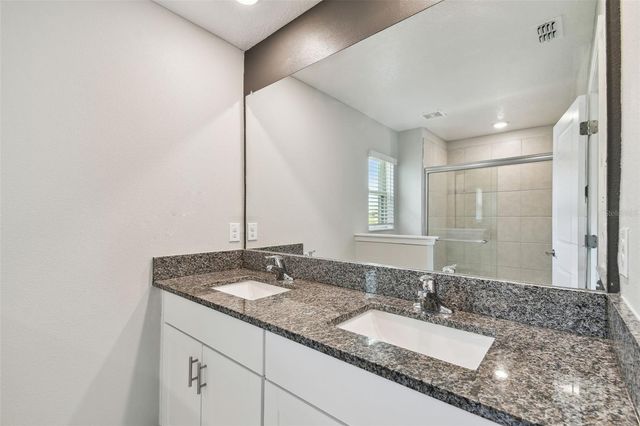 30814 VERIDIAN WAY, Wesley Chapel, FL 33545