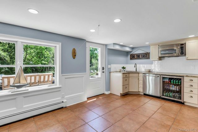 411 Hillside Avenue, West Sayville, NY 11796