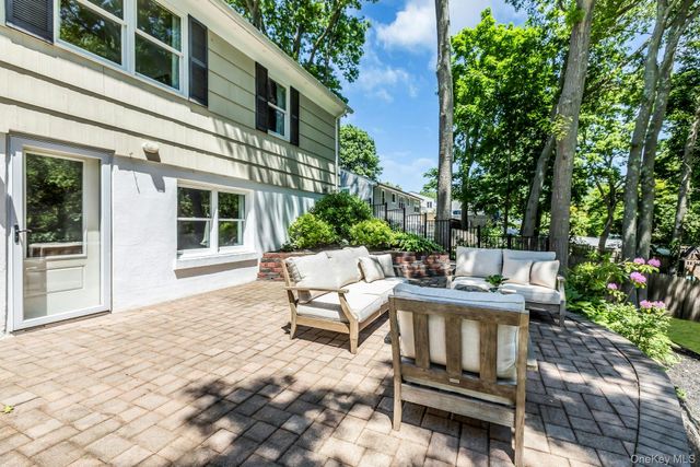 411 Hillside Avenue, West Sayville, NY 11796
