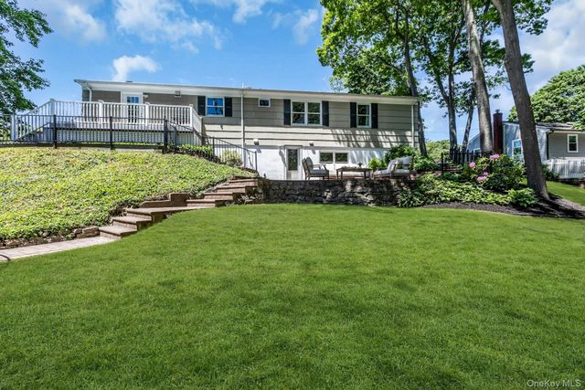 411 Hillside Avenue, West Sayville, NY 11796