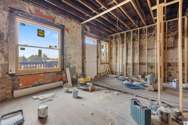 610 Broadway Units 200 & 300, Paducah, KY 42001