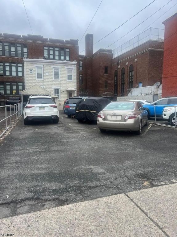 45 Market St, Paterson City, NJ 07505 — photo 3