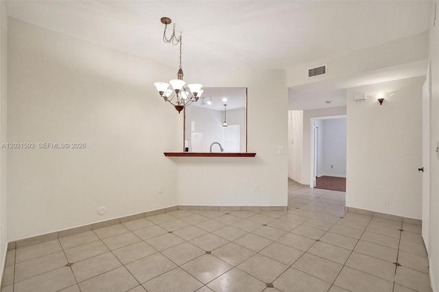 15825 SW 3rd Ct 103, Pembroke Pines, FL 33027