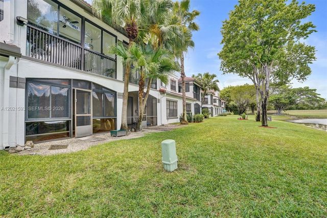 15825 SW 3rd Ct 103, Pembroke Pines, FL 33027